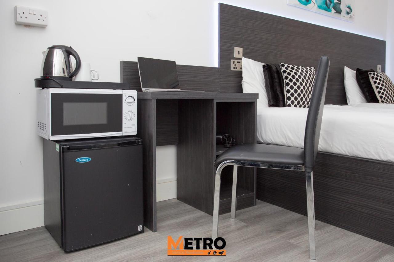 Legoland Heathrow Windsor Apartment Hotel Slough Extérieur photo