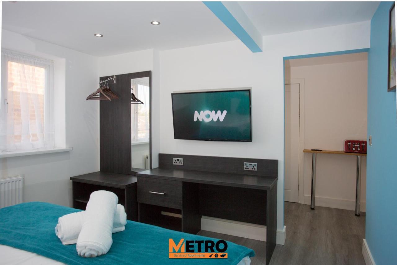 Legoland Heathrow Windsor Apartment Hotel Slough Extérieur photo