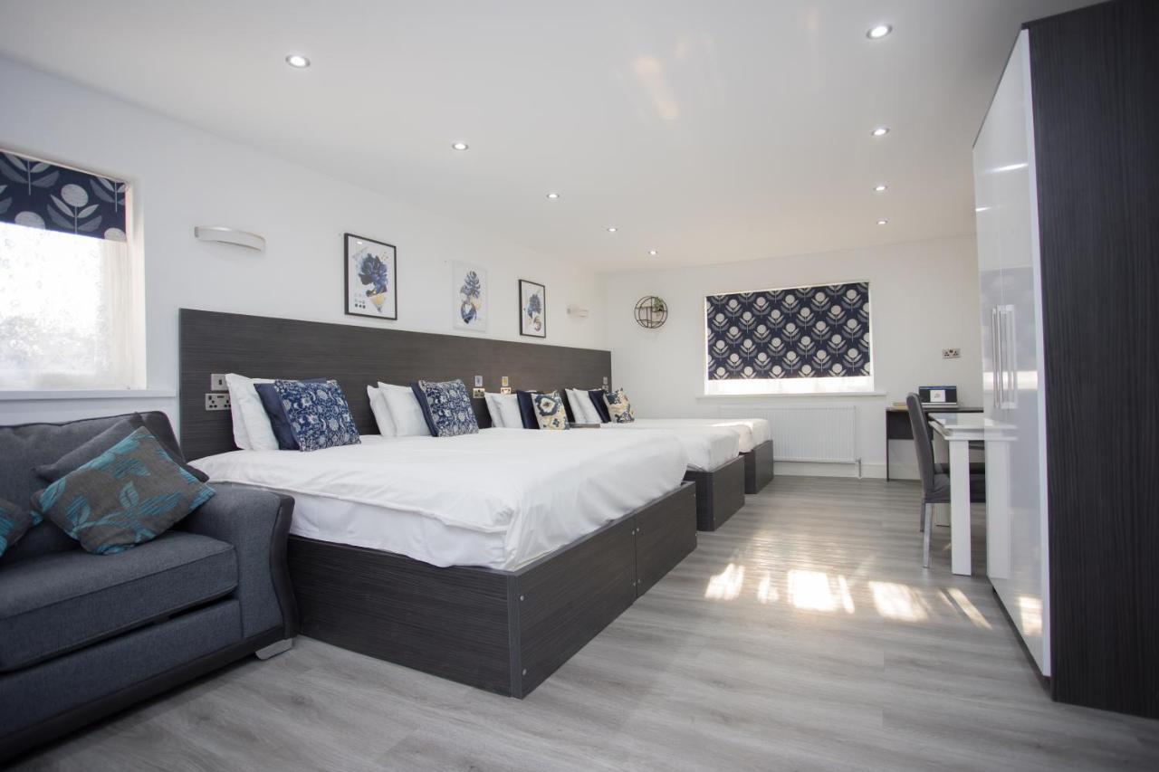 Legoland Heathrow Windsor Apartment Hotel Slough Extérieur photo